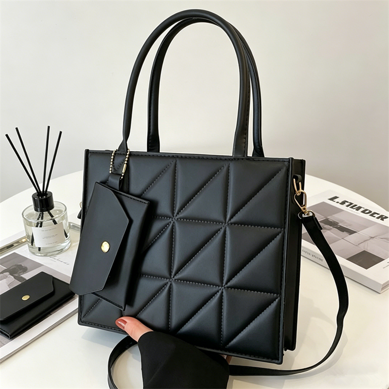 Stylish Quilted Tote Bag, Stru – обзор и цена Top Handle Structured