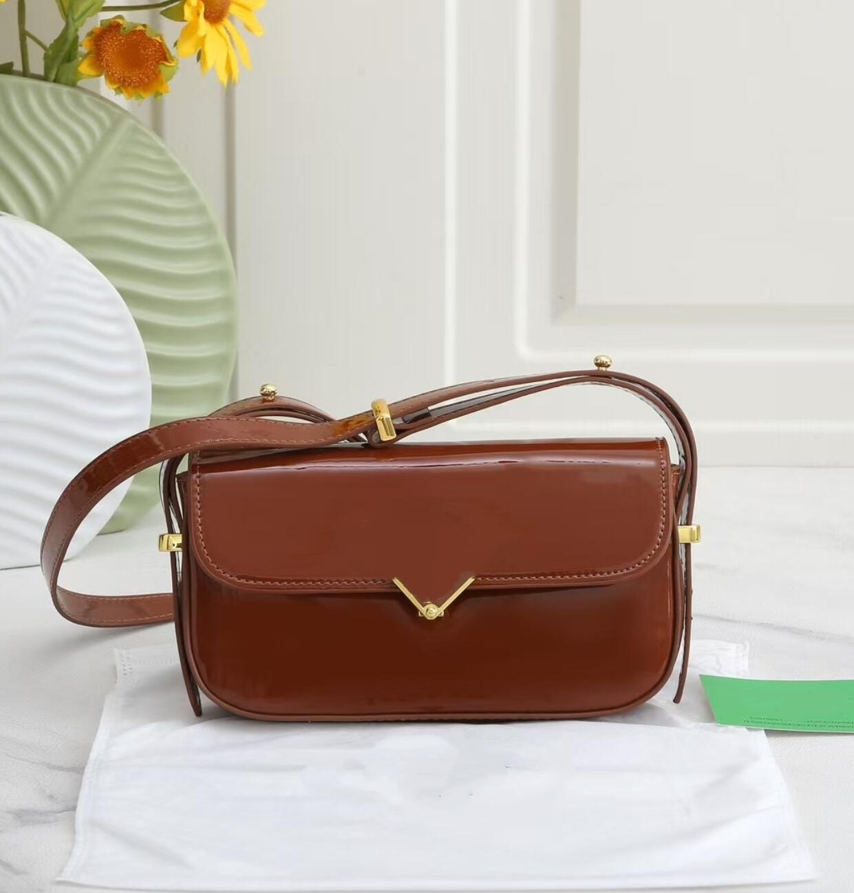 High-Quality Black Leather Tot – обзор и цена Top Handle Structured
