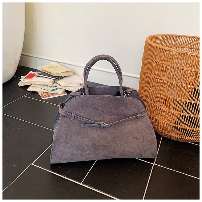 Structured dome-shaped handbag – обзор и цена Top Handle Structured