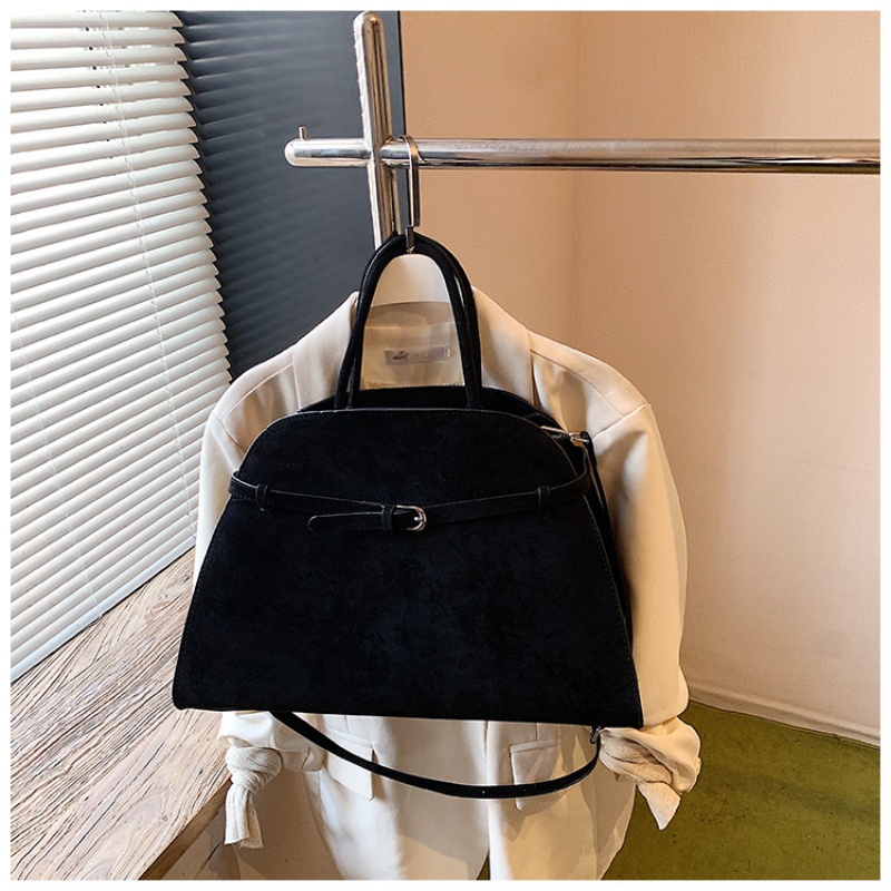 Structured dome-shaped handbag – обзор и цена Top Handle Structured