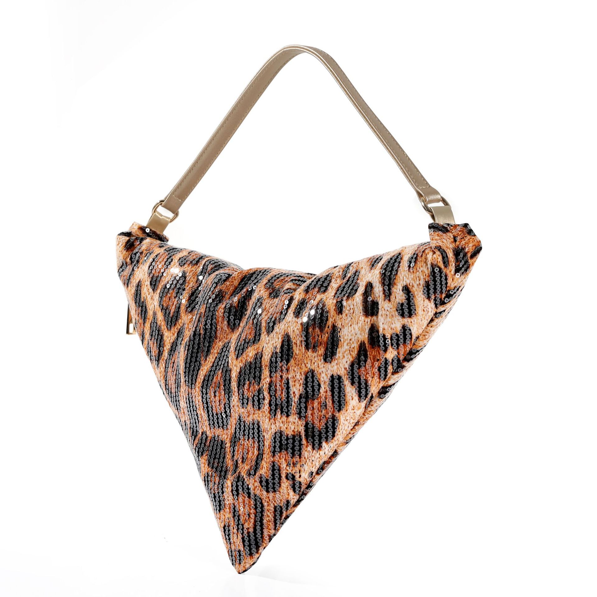 Leopard print crescent bag sho – обзор и цена Women Bags 2026 Trends