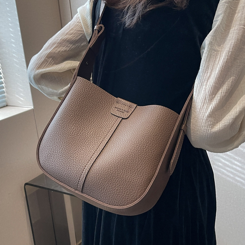 Versatile small handbag for wo – обзор и цена Women Bags 2026 Trends